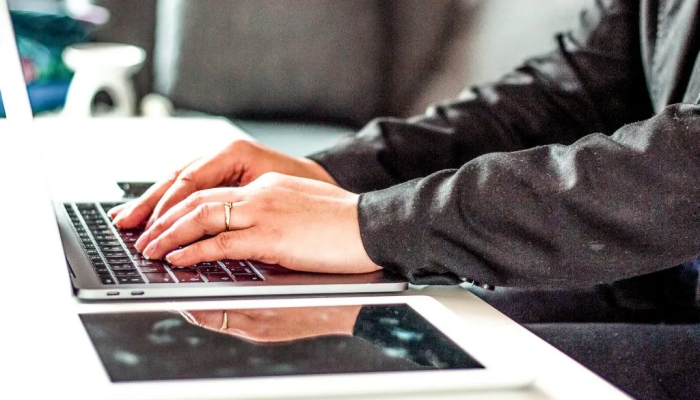 Captioning - Online Typing jobs