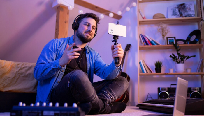 Live Streamer-business ideas youtube